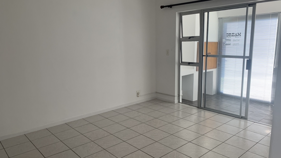 2 Bedroom Property for Sale in Greenways Golf Estate Western Cape